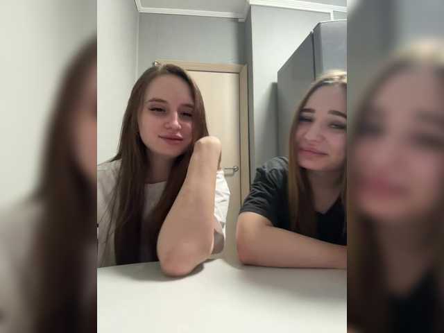 go to chat with Kira_Sofia