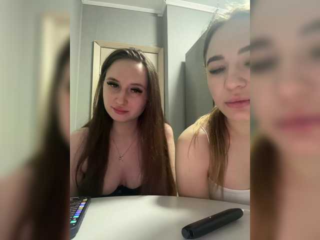 Sex chat gratuit in direct cu KiraCouple pe BongaCams