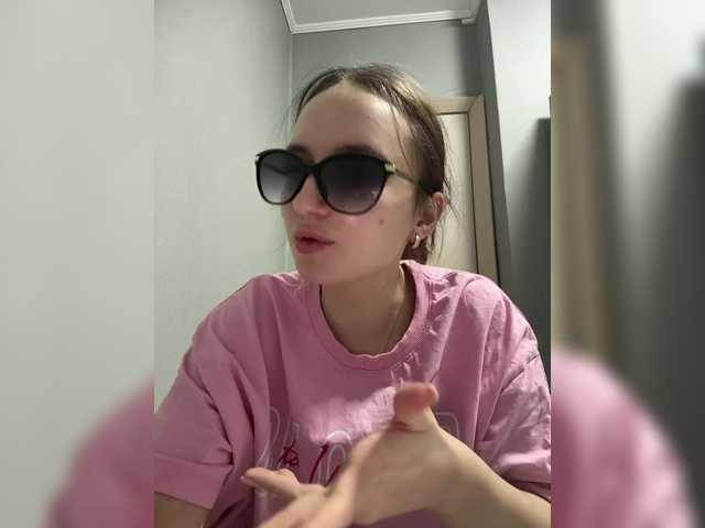 KiraCouple's BongaCams show and profile