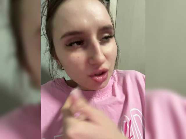 KiraCouple's BongaCams show and profile