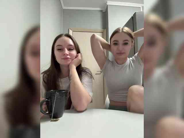 Kira_Sofia webcam