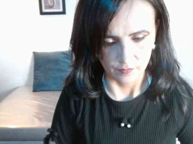 ValeriaGomezz webcam