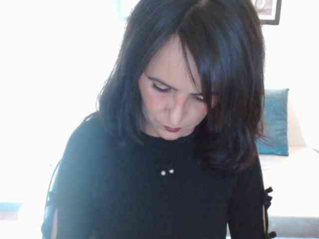 ValeriaGomezz webcam