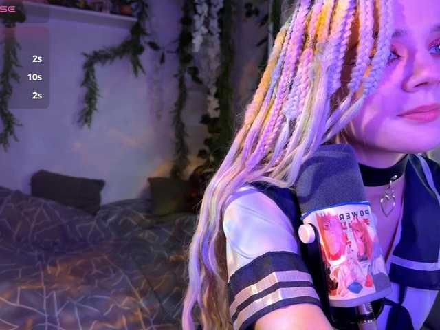 Nightmare-Moon's BongaCams show and profile