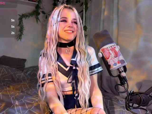 Nightmare-Moon webcam