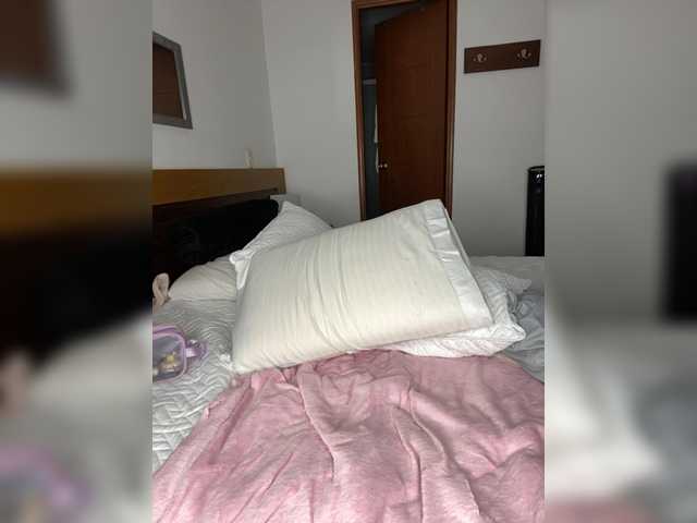 Lia906's BongaCams show and profile