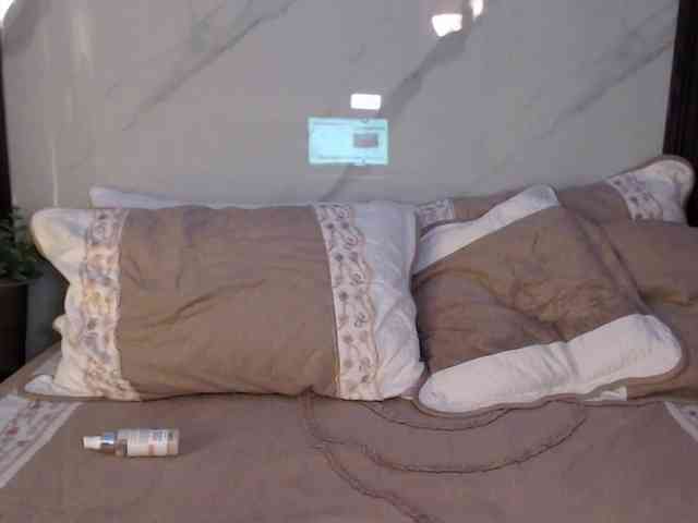 Melanix05 Live Webcam on BongaCams