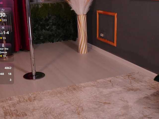 le modèle BurgundyMuse est en webcam porno dans un show sur le site bongacams, il possède les tags suivants: White/Caucasian,Redhead,Shaved