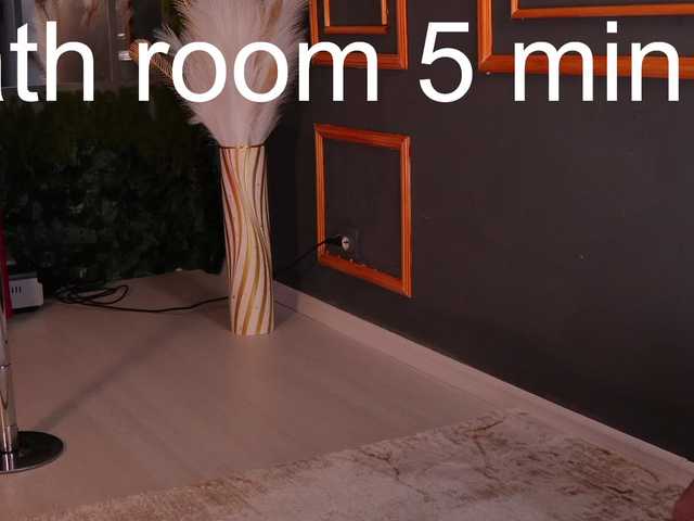 BurgundyMuse's BongaCams show and profile