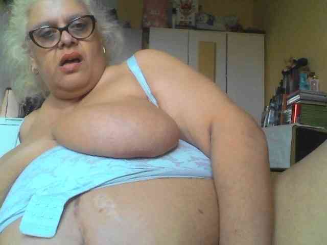 Anngelliquee webcam