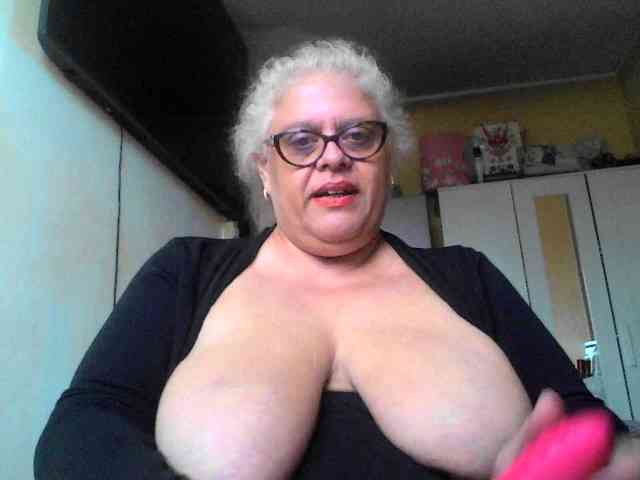 Anngelliquee webcam