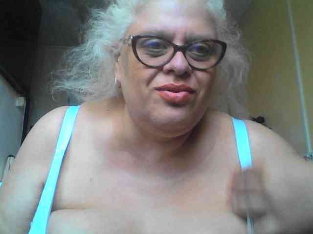 Anngelliquee webcam