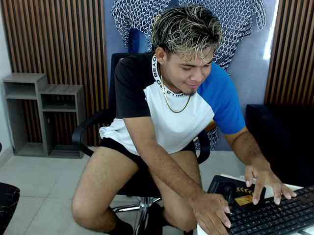 jacobxhott jacobxhott