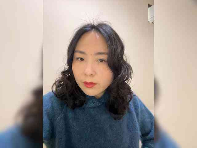 zhaojing Live Webcam on BongaCams