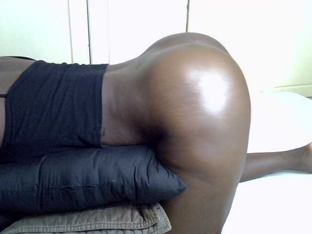 desirdoll23's BongaCams show and profile