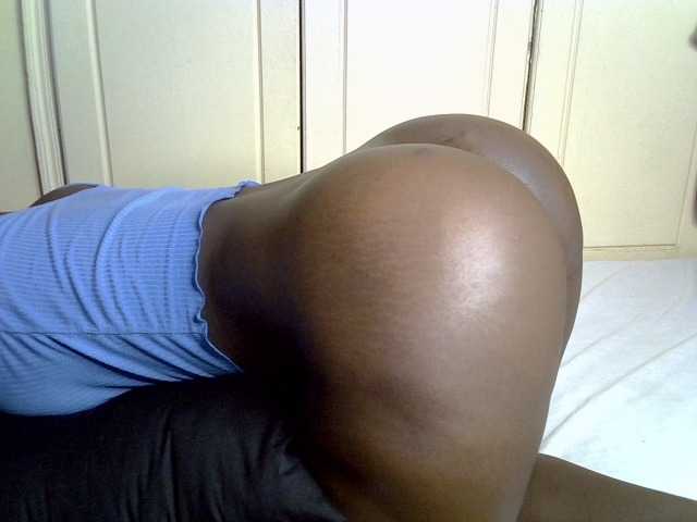 desirdoll23's BongaCams show and profile