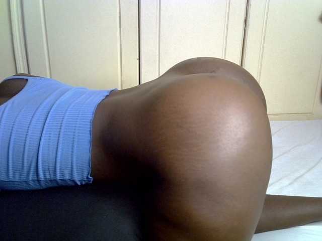 desirdoll23's BongaCams show and profile