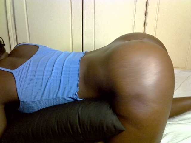 desirdoll23's BongaCams show and profile