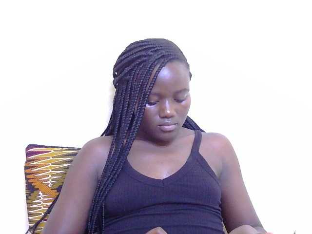 Riccara's BongaCams show and profile