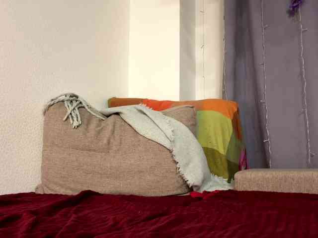 AvelinaBagron webcam