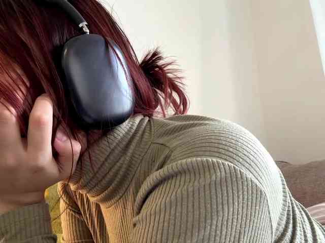 AvelinaBagron webcam