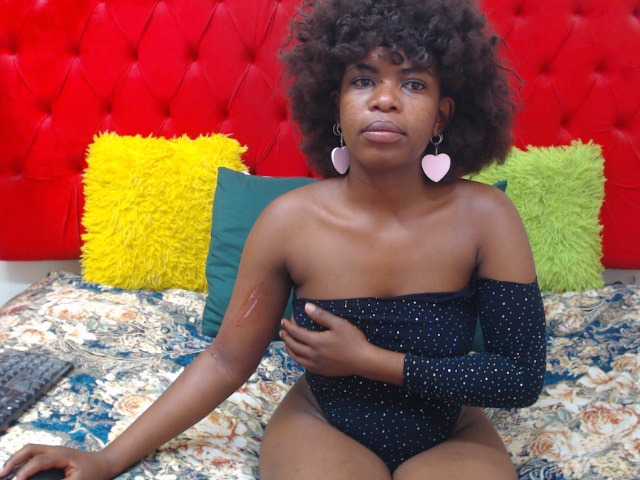 YoungestAngel Live Cam on BongaCams