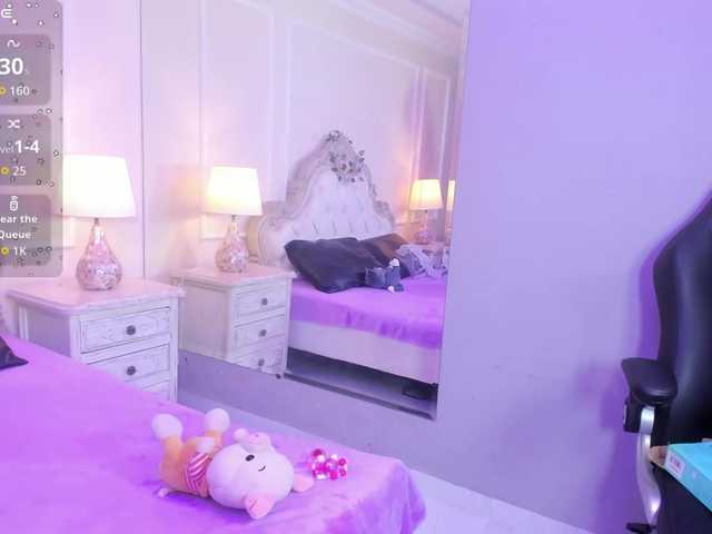 YayaQueen's BongaCams show and profile