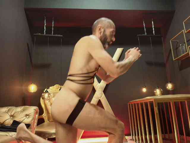 JorgePerezz Live Webcam on BongaCams