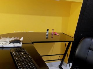 ZairaRogue Porn Show