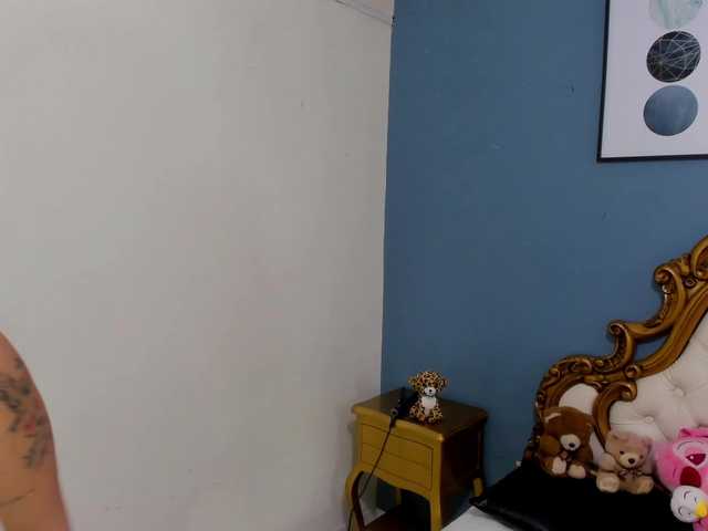 ZairaRogue's BongaCams show and profile