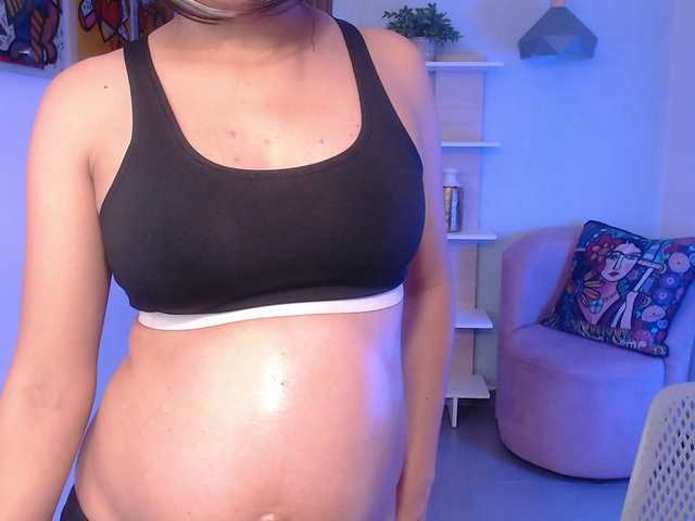 Tina-Lewis's BongaCams show and profile