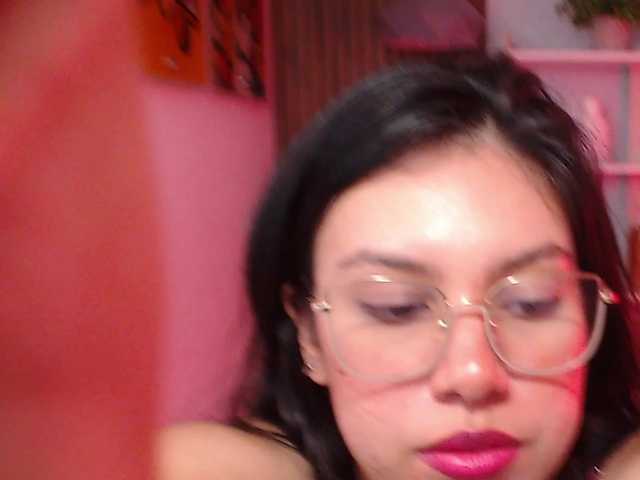 Tina-Lewis's BongaCams show and profile