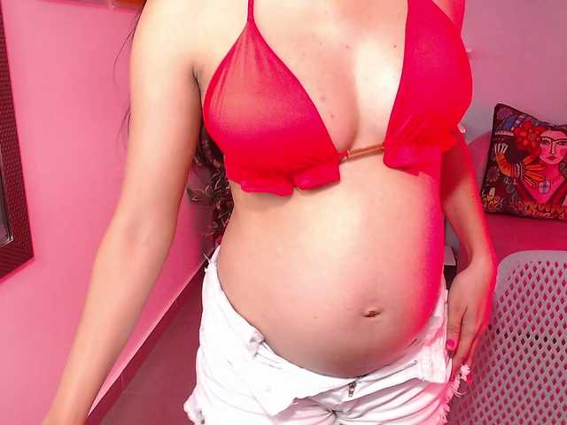 le modèle Tina-Lewis est en webcam porno dans un show sur le site bongacams, il possède les tags suivants: Latino/Hispanic,Brunette,Shaved