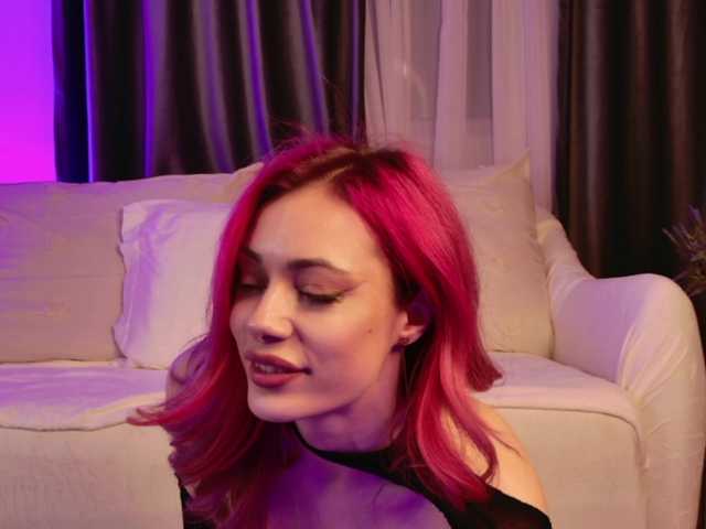 KaylieRosse's BongaCams show and profile