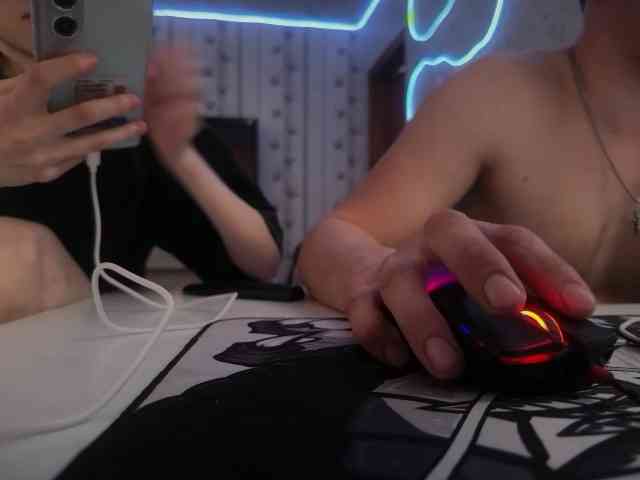 Hamster-with-banana webcam