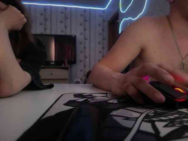 Hamster-with-banana webcam