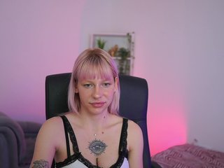 NadiaTiger18 Porn Show