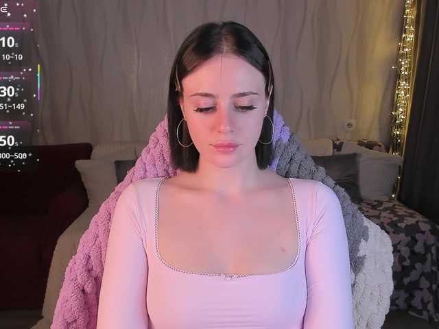 NETSENZURA's BongaCams show and profile