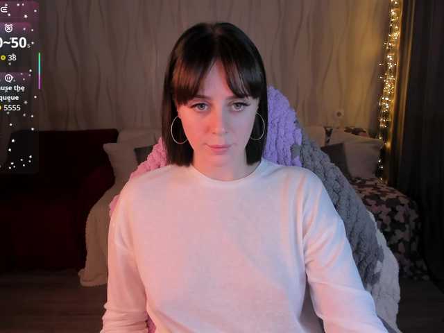 NETSENZURA's BongaCams show and profile