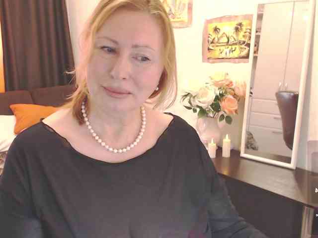 HelenLoyd webcam