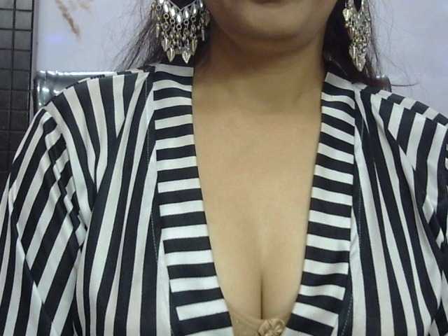 hotpriya1