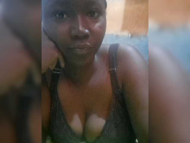 Penny-Nell Live Cam on BongaCams