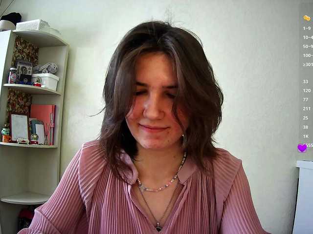  HelgaMonter chat room