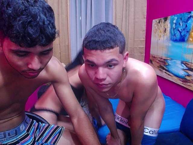 hotsexcouple live cam