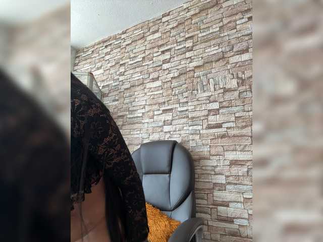 Bella-152's BongaCams show and profile