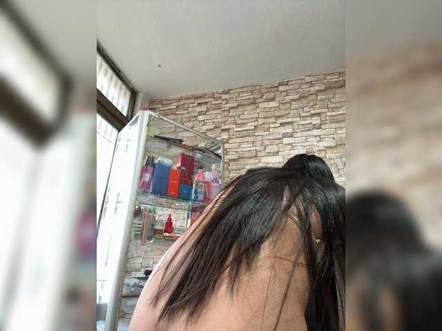 Bella-152's BongaCams show and profile