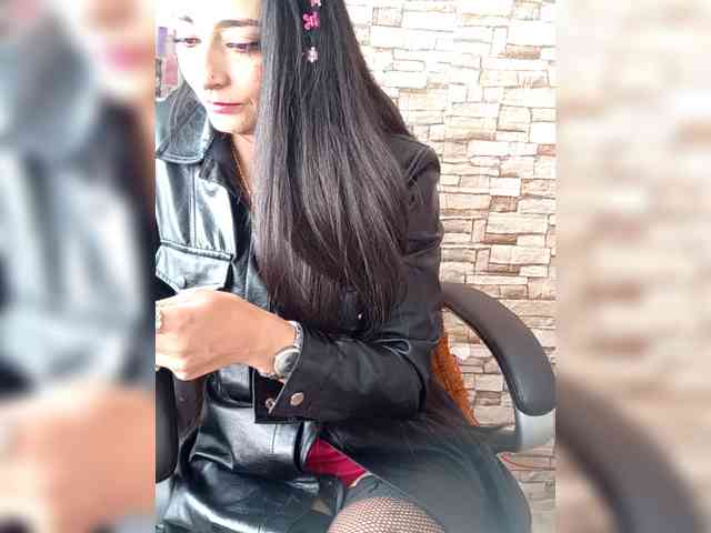 Bella-152 Live Webcam on BongaCams