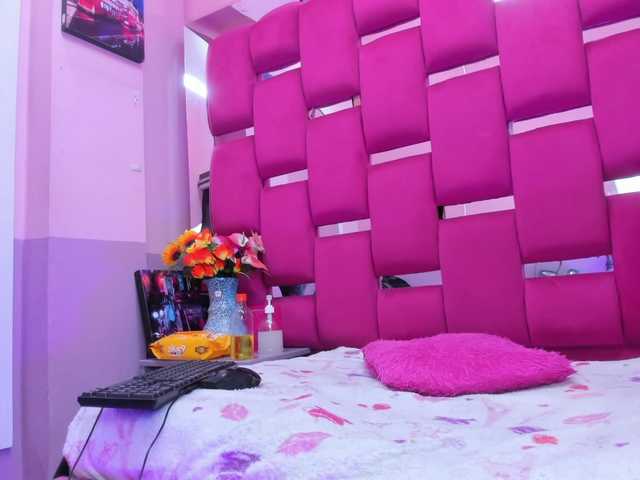 LyaAnal's BongaCams show and profile