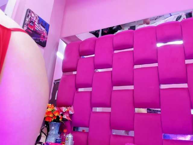 LyaAnal's BongaCams show and profile