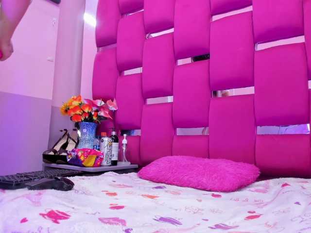 LyaAnal's BongaCams show and profile